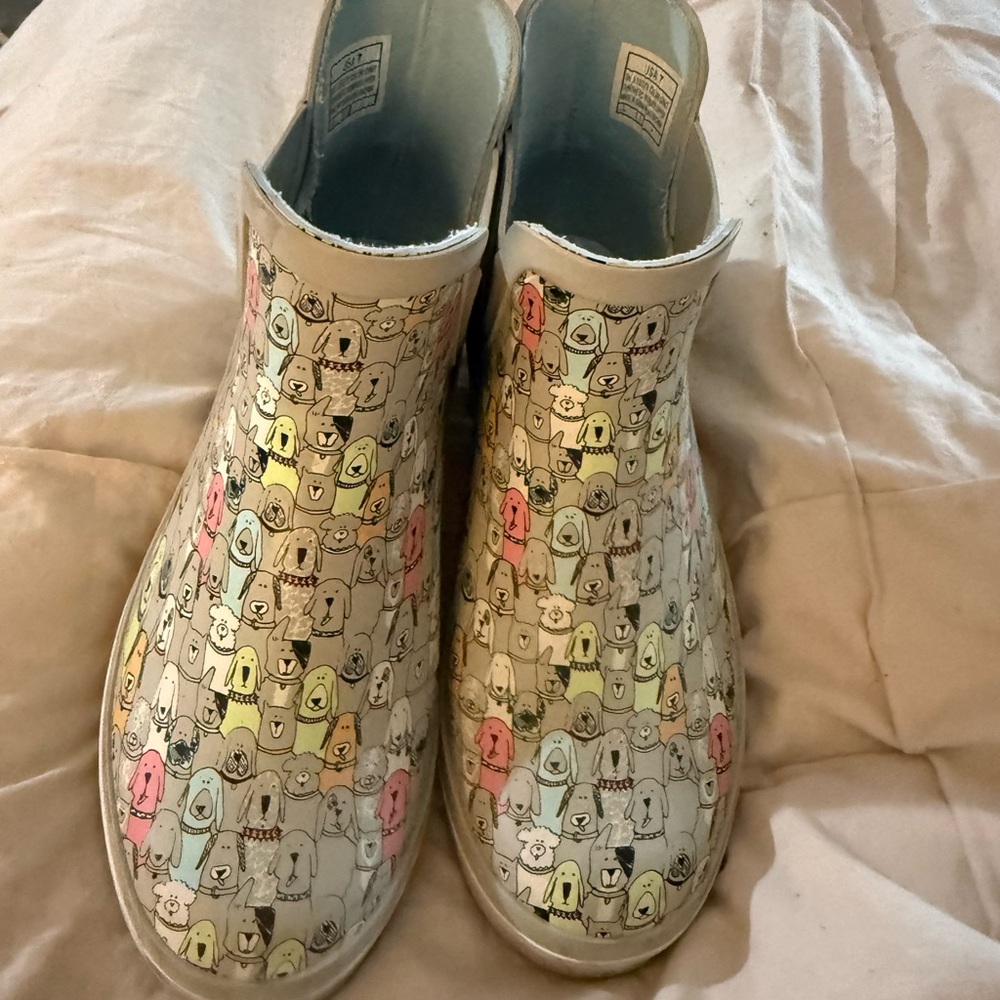 Bobs doggie rain boots
